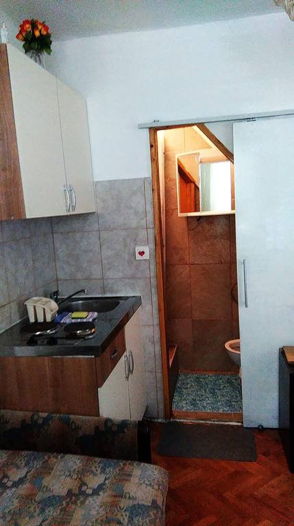 Apartment Filip เวอร์บนิค ภายนอก รูปภาพ