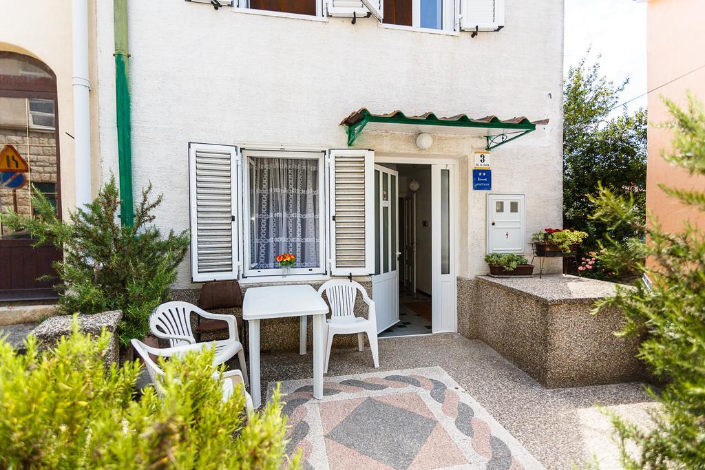 Apartment Filip เวอร์บนิค ภายนอก รูปภาพ