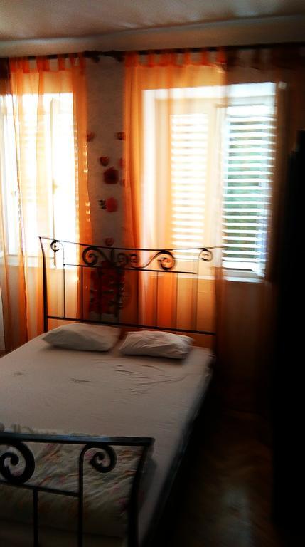 Apartment Filip เวอร์บนิค ภายนอก รูปภาพ
