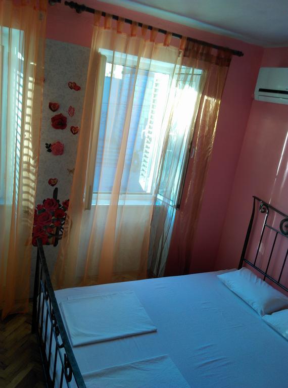 Apartment Filip เวอร์บนิค ภายนอก รูปภาพ